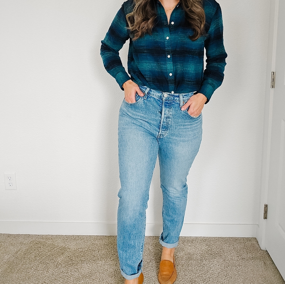 Light Wash Levi 501 Straigh Jean